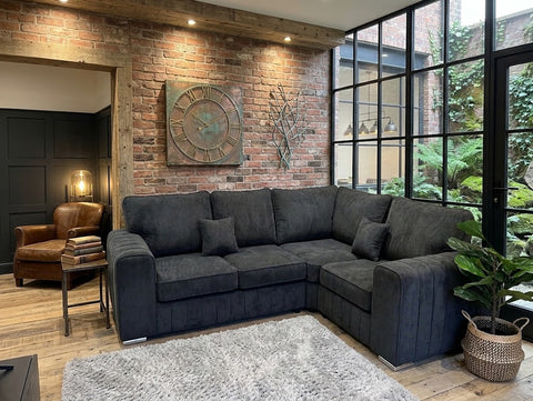 Lilly Sofa