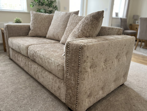 Alaska Sofa Comfort and Style, Perfected for Your Home 🛋️✨