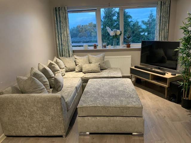Chiswick corner sofa with large stool left/right handed