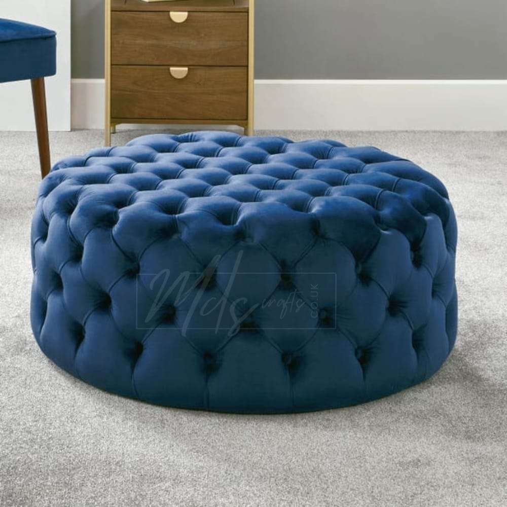 Elegant Chesterfield Footstool – Timeless Style & Comfort for Your Home!