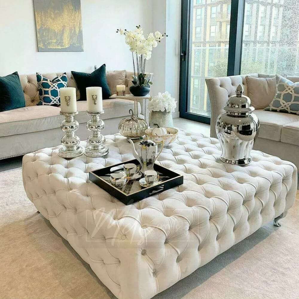 Elegant Chesterfield Footstool – Timeless Style & Comfort for Your Home!