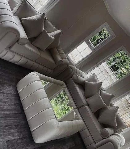 Lilly Sofa