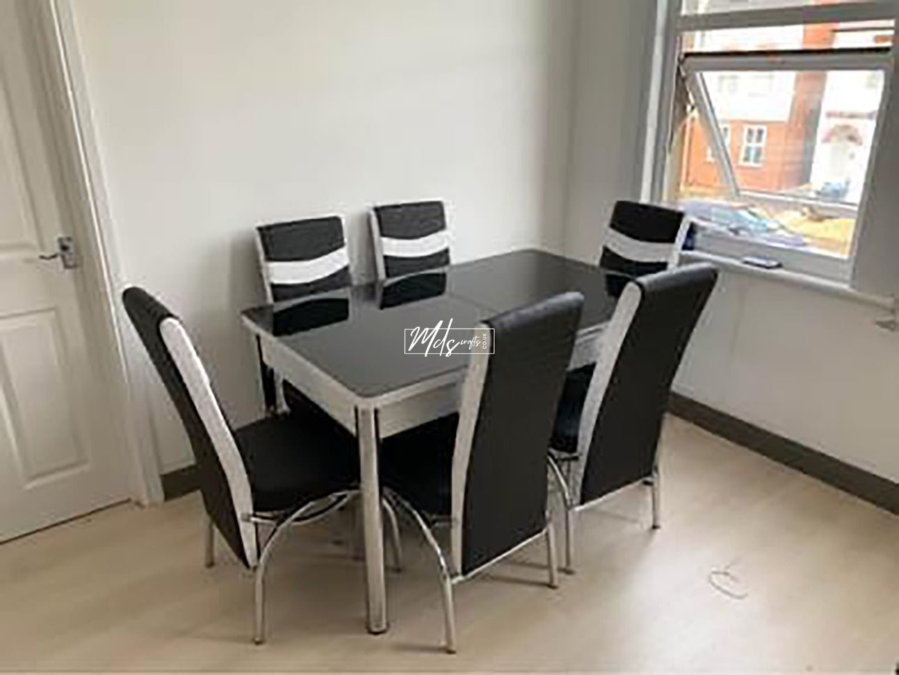 WHITE BUBBLE DİNİNG TABLE SET