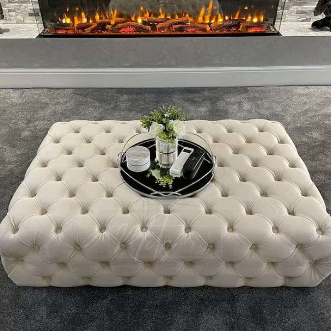 Elegant Chesterfield Footstool – Timeless Style & Comfort for Your Home!