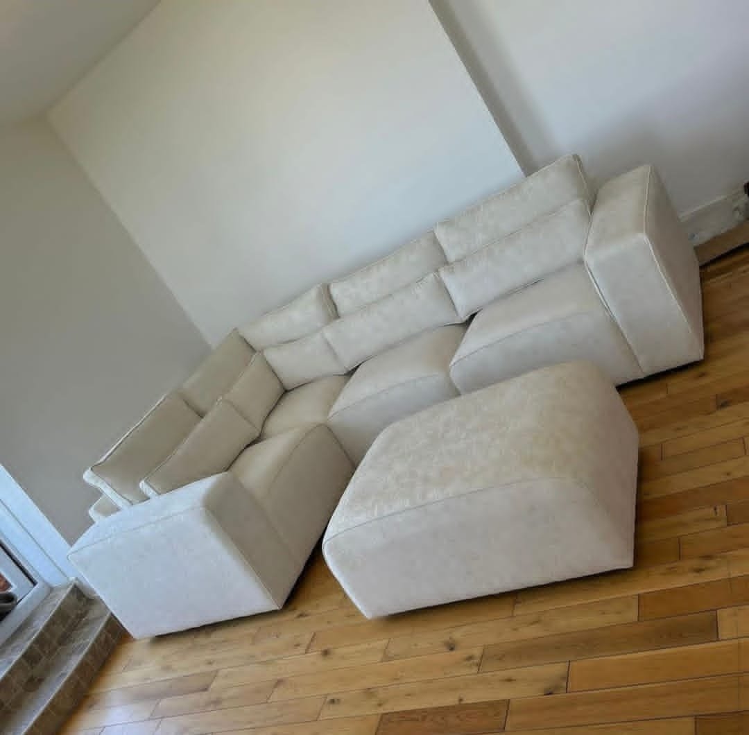 SLAONE PREMIUM COMFORT SOFA – ELIGANCE REDEFINED