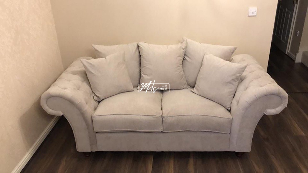 Nicole Sofa